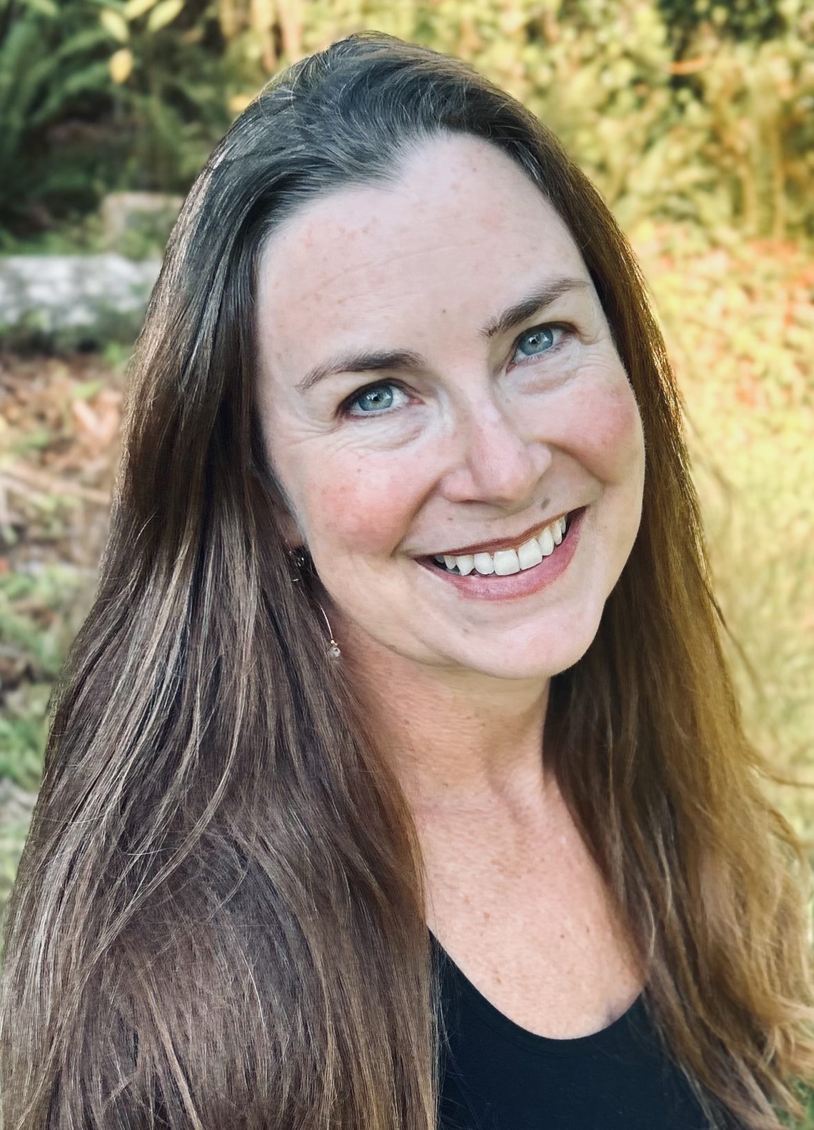 Stephanie-Perez-Headshot-Feb-2025-scaled-e1752613978702